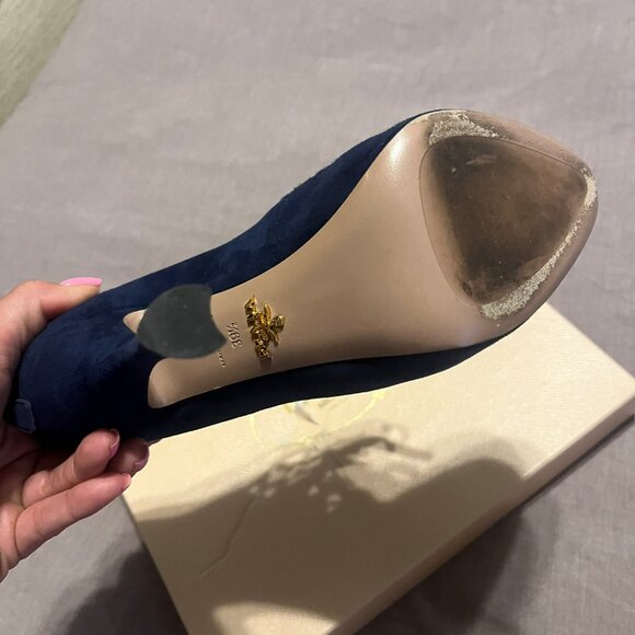 Prada heel - Picture 2 of 3